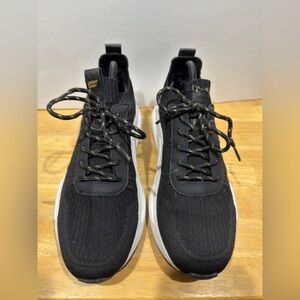Fabletics Black Lightweight Lace Up Everyday Sneakers, Womens Shoe Sz 10 (FLAW)